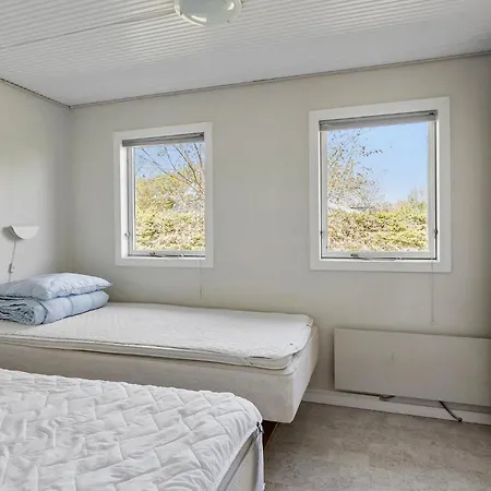 Ferienhaus Beautiful In With Wifi *